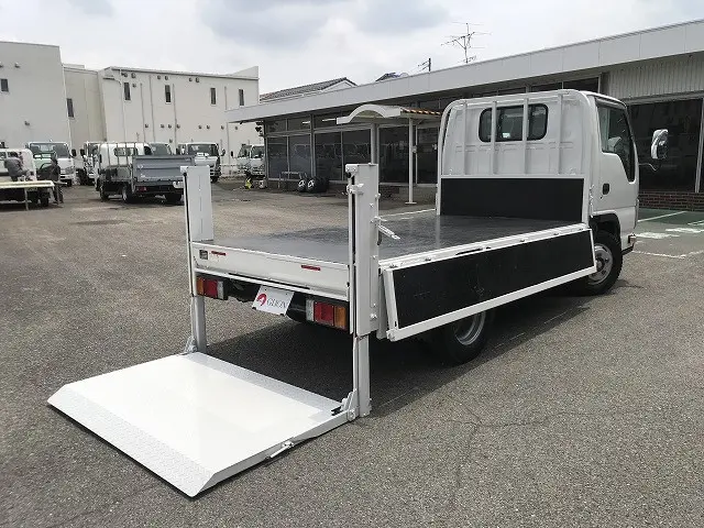 いすゞ エルフ TRG-NJR85A(2WD)の写真13
