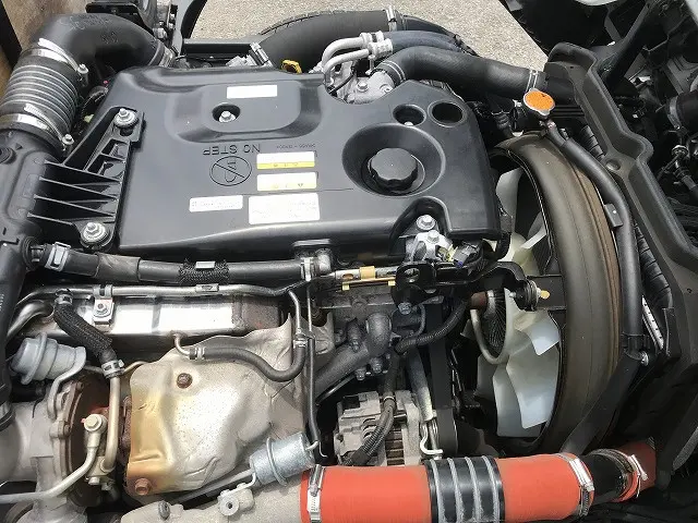 いすゞ エルフ TRG-NJR85A(2WD)の写真20