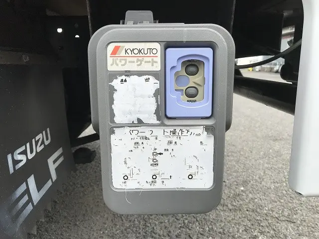 いすゞ エルフ TRG-NJR85A(2WD)の写真41