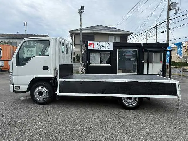 いすゞ エルフ TPG-NJR85A(2WD)の写真11
