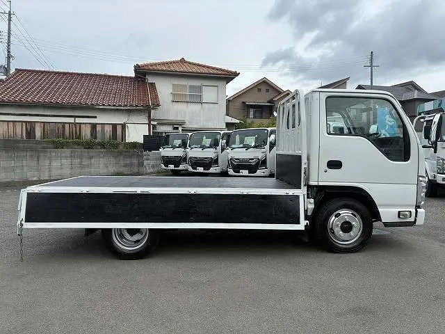 いすゞ エルフ TPG-NJR85A(2WD)の写真12