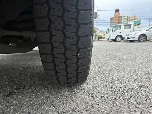 いすゞ エルフ TPG-NJR85A(2WD)の写真31