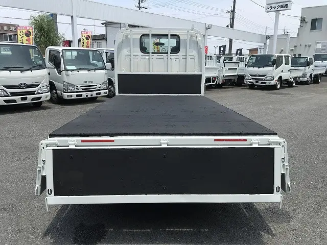 いすゞ エルフ TPG-NJR85A(2WD)の写真12