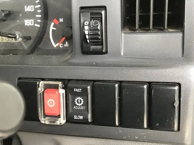 いすゞ エルフ TPG-NJR85A(2WD)の写真29