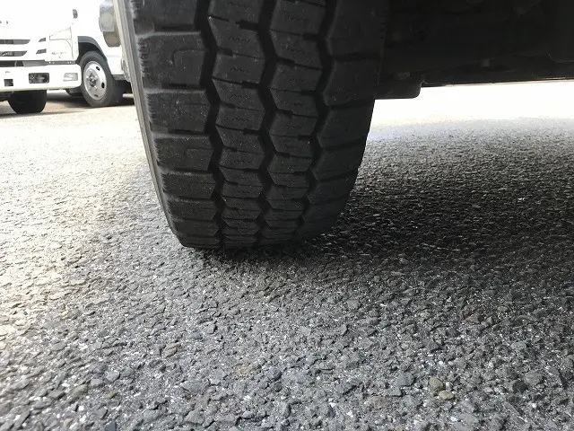 いすゞ エルフ TPG-NJR85A(2WD)の写真45