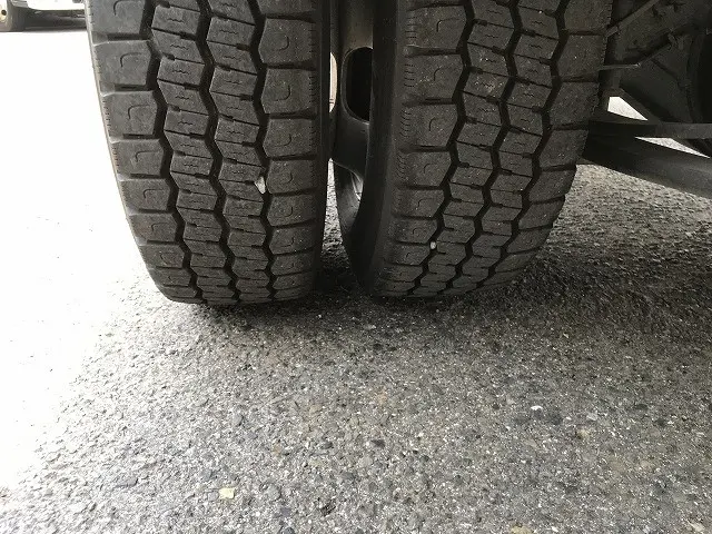 いすゞ エルフ TPG-NJR85A(2WD)の写真46