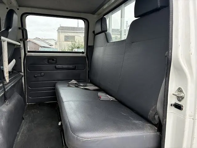 いすゞ エルフ TPG-NJR85A(2WD)の写真29