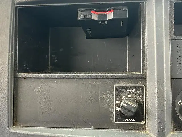 いすゞ エルフ TPG-NJR85A(2WD)の写真36
