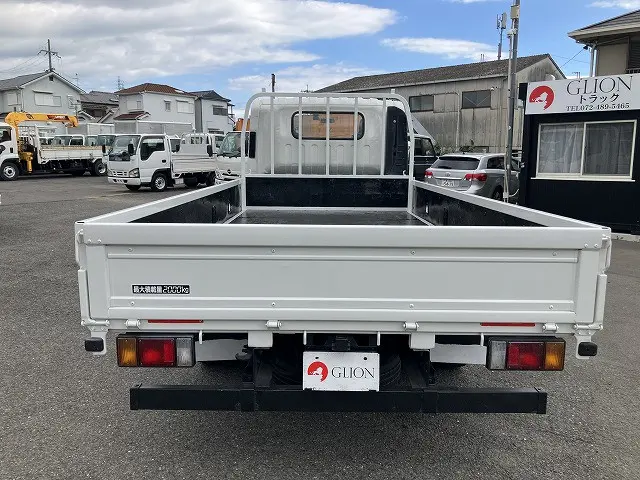 いすゞ エルフ TPG-NNR85AR(2WD)の写真7