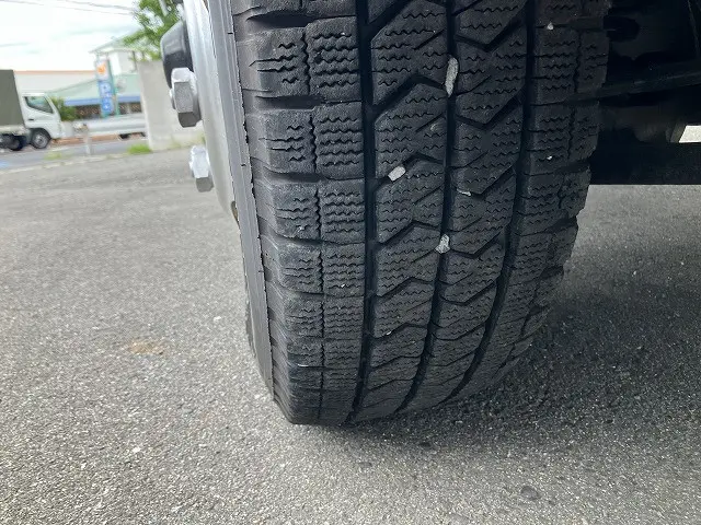 いすゞ エルフ TPG-NNR85AR(2WD)の写真21