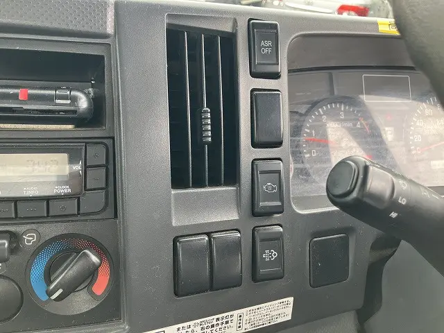 いすゞ エルフ TPG-NNR85AR(2WD)の写真31