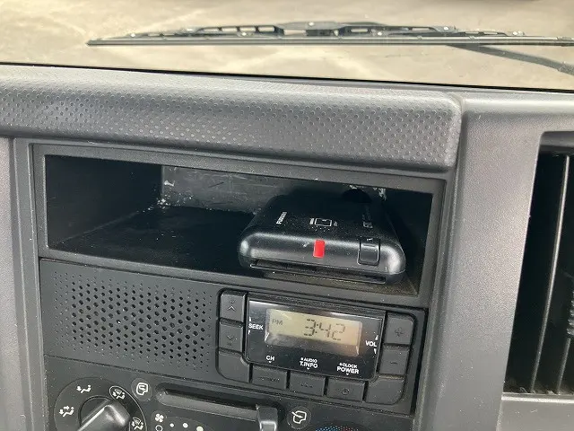 いすゞ エルフ TPG-NNR85AR(2WD)の写真34