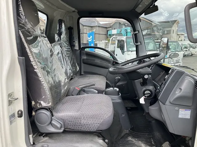 いすゞ エルフ TPG-NNR85AR(2WD)の写真37