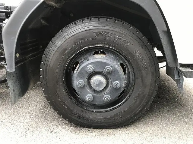 いすゞ フォワード SKG-FRR90S1(2WD)の写真27