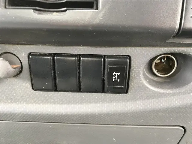 いすゞ フォワード SKG-FRR90S1(2WD)の写真44