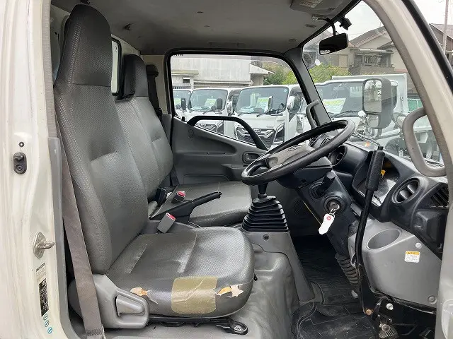 日野 デュトロ TKG-XZU620T(2WD)の写真43