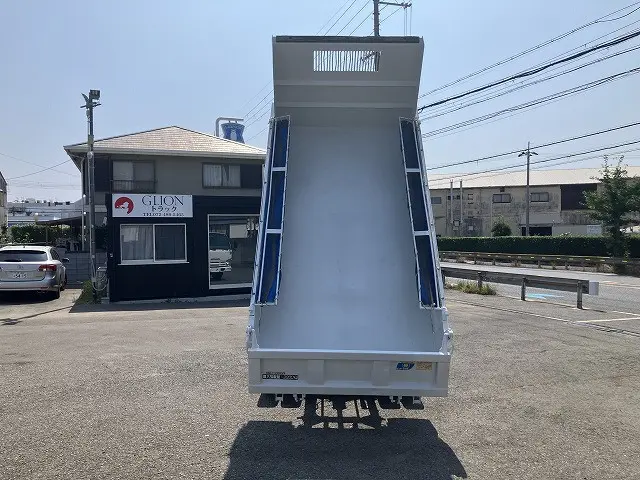 いすゞ エルフ SKG-NKR85AN(2WD)の写真7