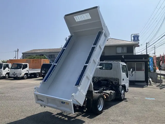 いすゞ エルフ SKG-NKR85AN(2WD)の写真8