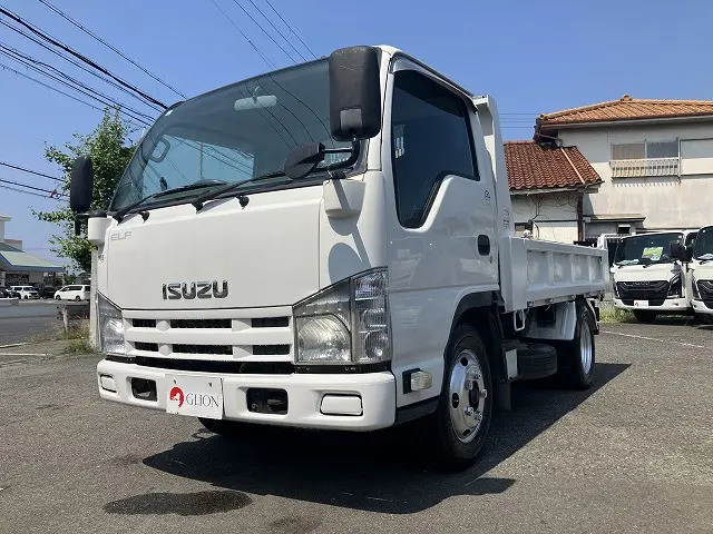 いすゞ エルフ SKG-NKR85AN(2WD)の写真9