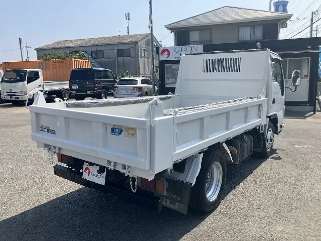 いすゞ エルフ SKG-NKR85AN(2WD)の写真15