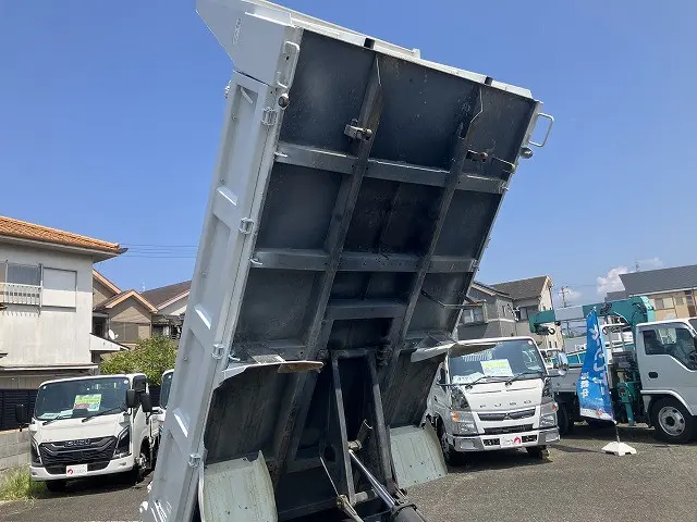 いすゞ エルフ SKG-NKR85AN(2WD)の写真23