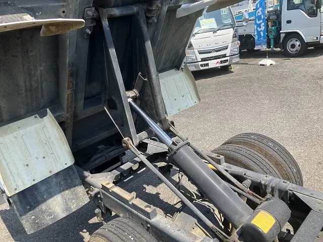 いすゞ エルフ SKG-NKR85AN(2WD)の写真24