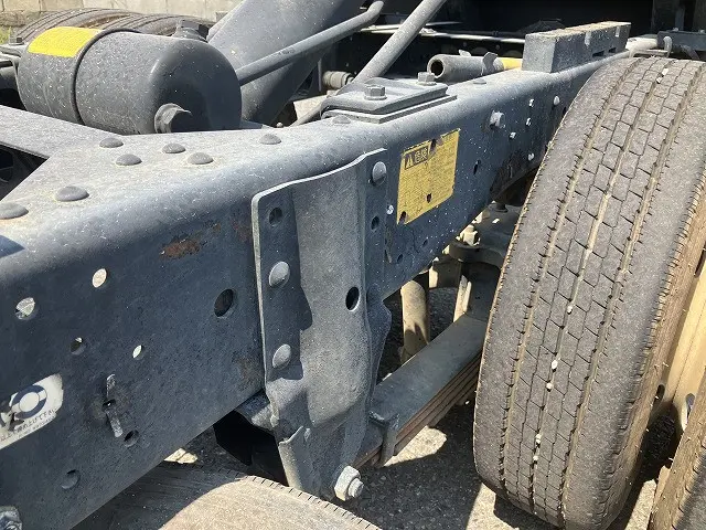 いすゞ エルフ SKG-NKR85AN(2WD)の写真28