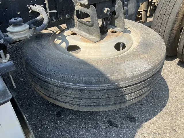 いすゞ エルフ SKG-NKR85AN(2WD)の写真31