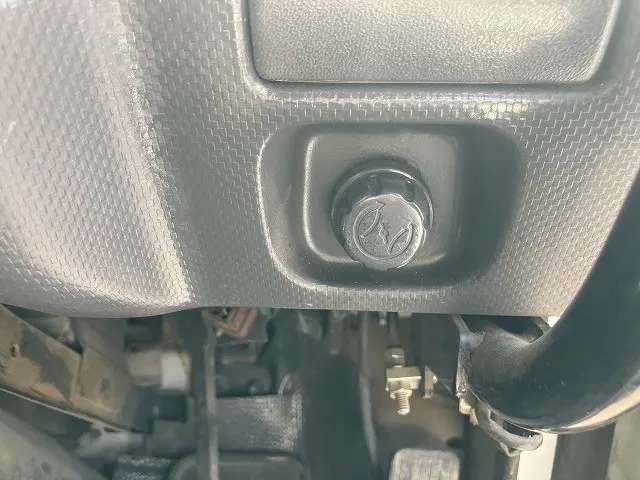 いすゞ エルフ SKG-NKR85AN(2WD)の写真36