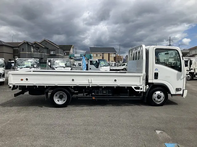 いすゞ エルフ TKG-NPR85AR(2WD)の写真5