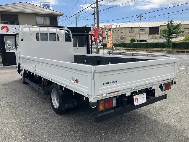 いすゞ エルフ TKG-NPR85AR(2WD)の写真6