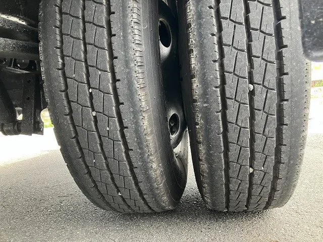 いすゞ エルフ TKG-NPR85AR(2WD)の写真23