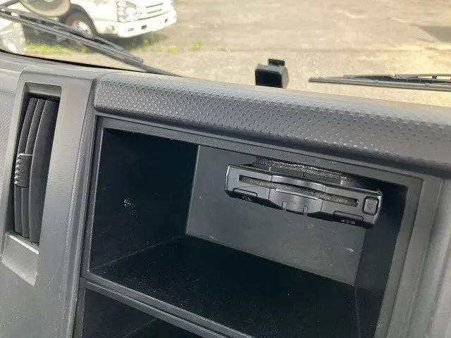 いすゞ エルフ TKG-NPR85AR(2WD)の写真34