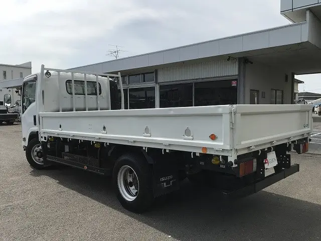 いすゞ エルフ SKG-NPR85AR(2WD)の写真6