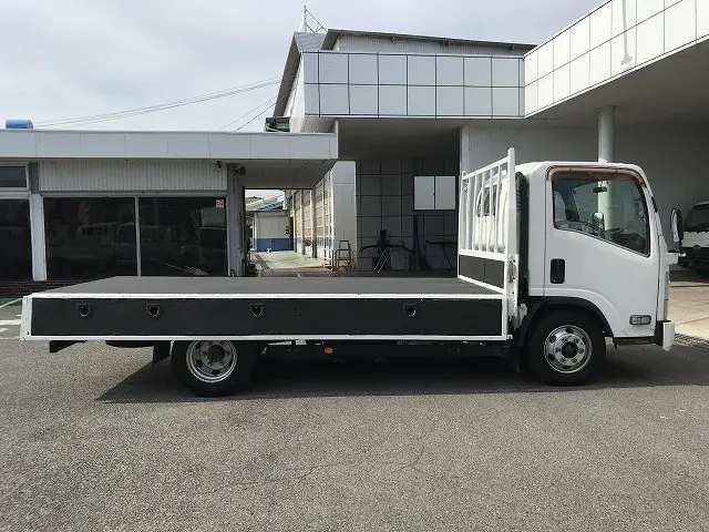 いすゞ エルフ SKG-NPR85AR(2WD)の写真12