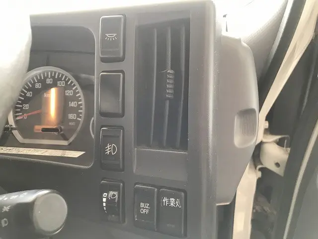 いすゞ エルフ SKG-NPR85AR(2WD)の写真35