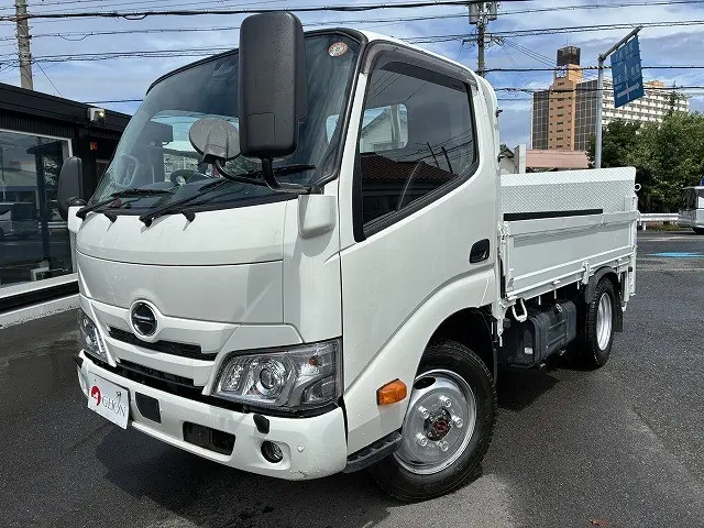日野 デュトロ 2KG-XZU675M(4WD)の写真1