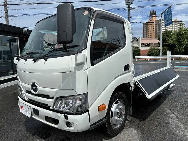 日野 デュトロ 2KG-XZU675M(4WD)の写真9