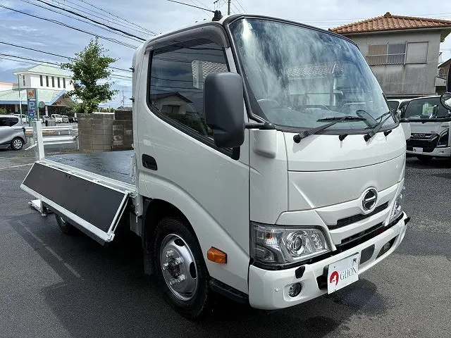 日野 デュトロ 2KG-XZU675M(4WD)の写真10