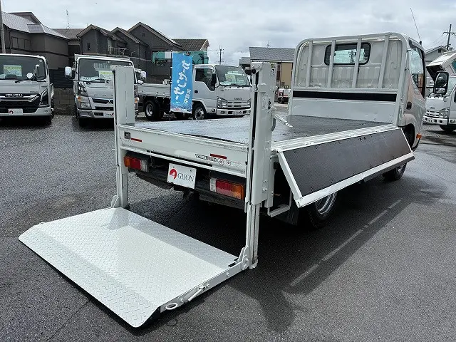 日野 デュトロ 2KG-XZU675M(4WD)の写真15
