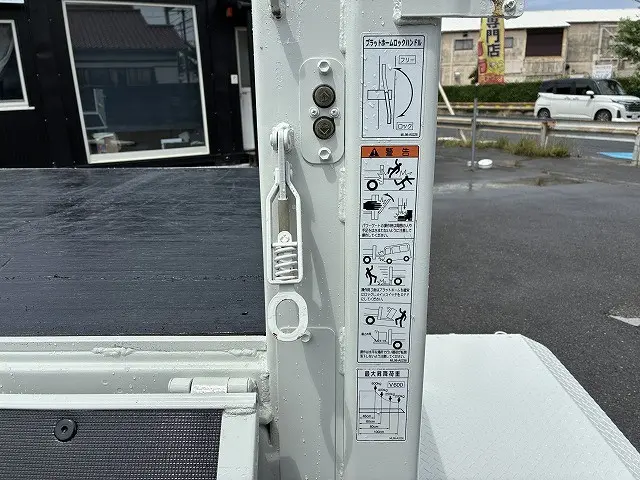 日野 デュトロ 2KG-XZU675M(4WD)の写真18