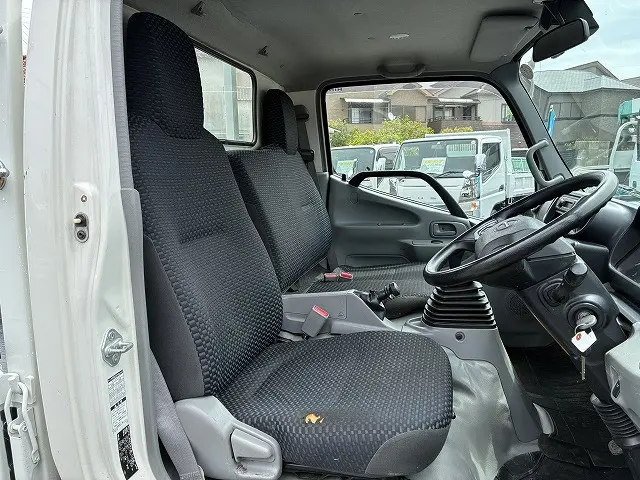 日野 デュトロ 2KG-XZU675M(4WD)の写真31