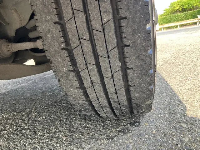 いすゞ エルフ TRG-NLR85AR(2WD)の写真23