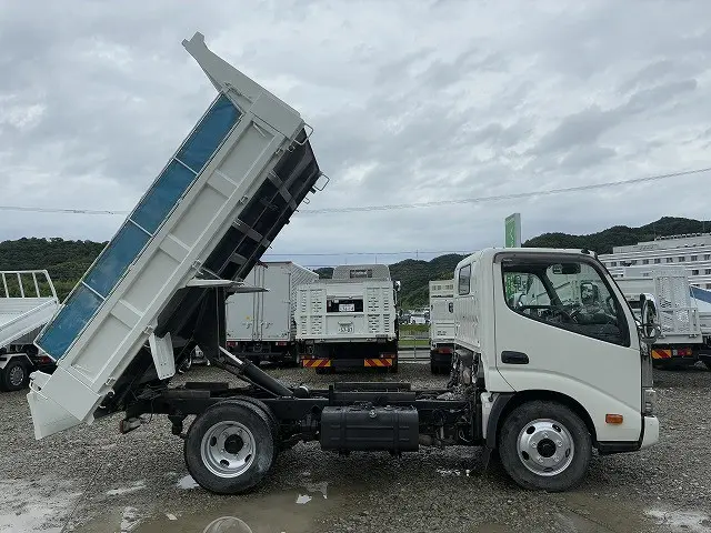 トヨタ トヨエース TKG-XZU620D(2WD)の写真5