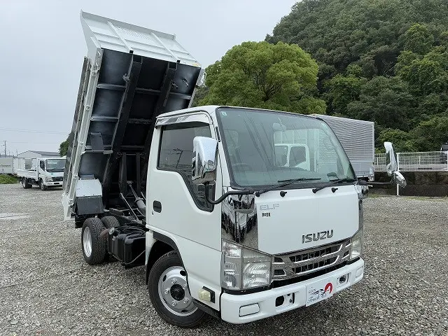 いすゞ エルフ TKG-NJR85AN(2WD)の写真3
