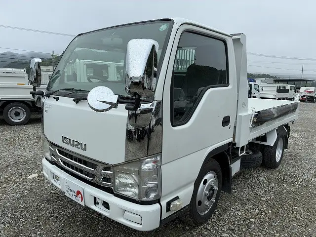 いすゞ エルフ TKG-NJR85AN(2WD)の写真9