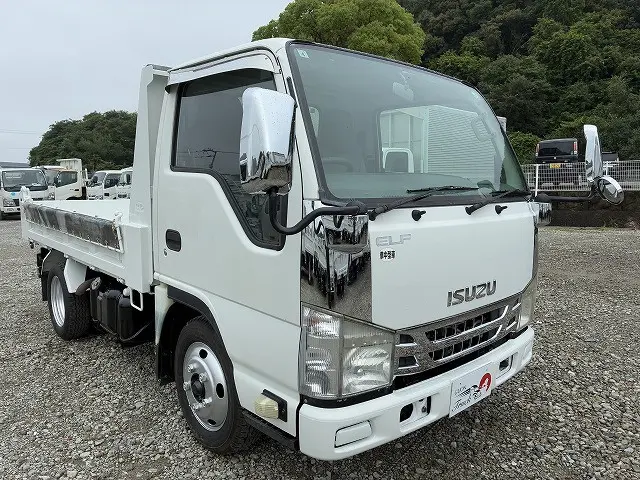 いすゞ エルフ TKG-NJR85AN(2WD)の写真10