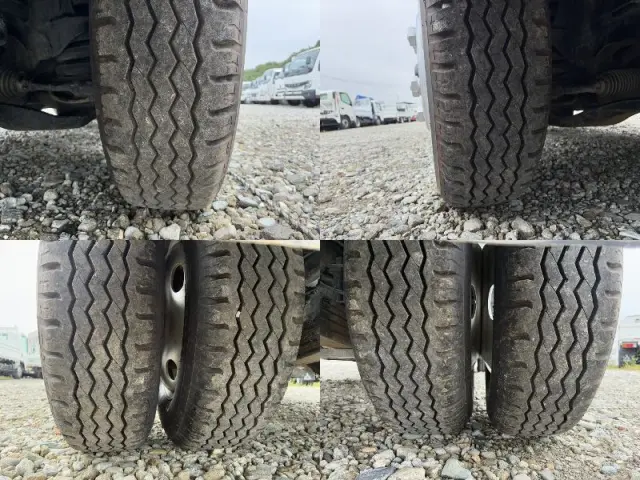 いすゞ エルフ TKG-NJR85AN(2WD)の写真16