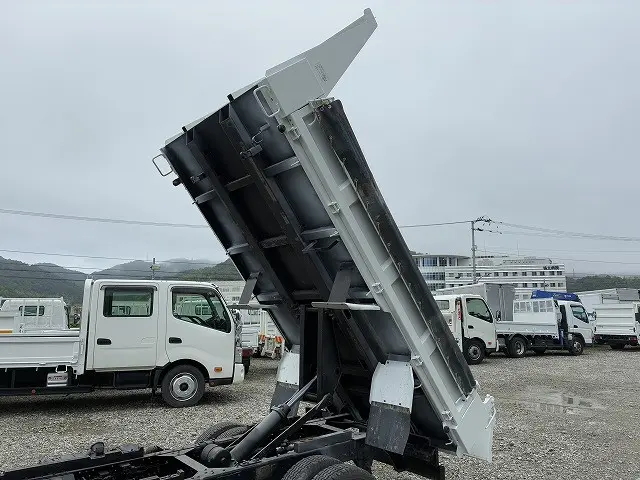 いすゞ エルフ TKG-NJR85AN(2WD)の写真31