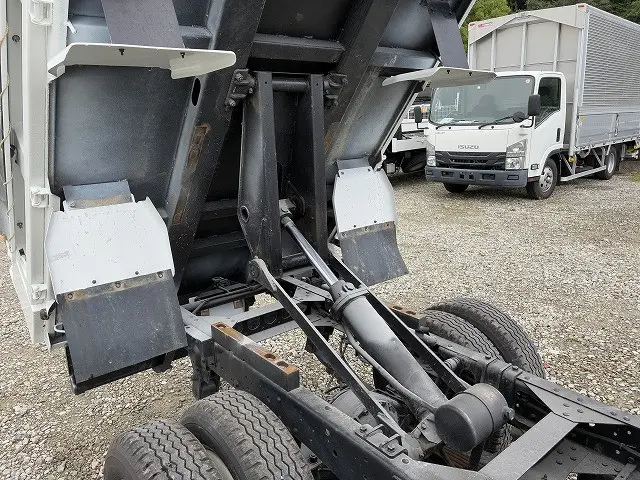 いすゞ エルフ TKG-NJR85AN(2WD)の写真34